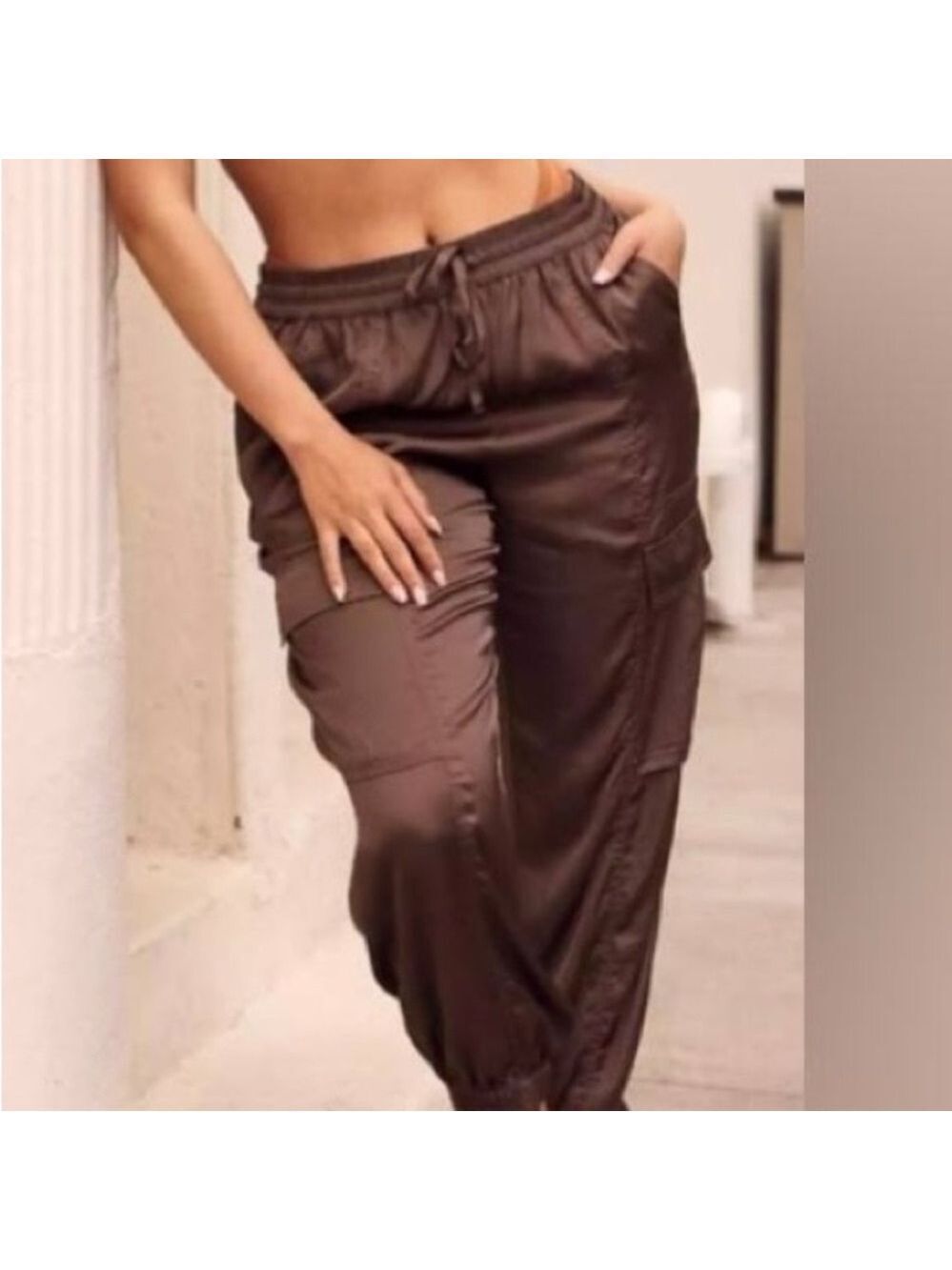 Mustard Seed High-Rise Brown sateen Cargo Joggers with Drawstring Waist S